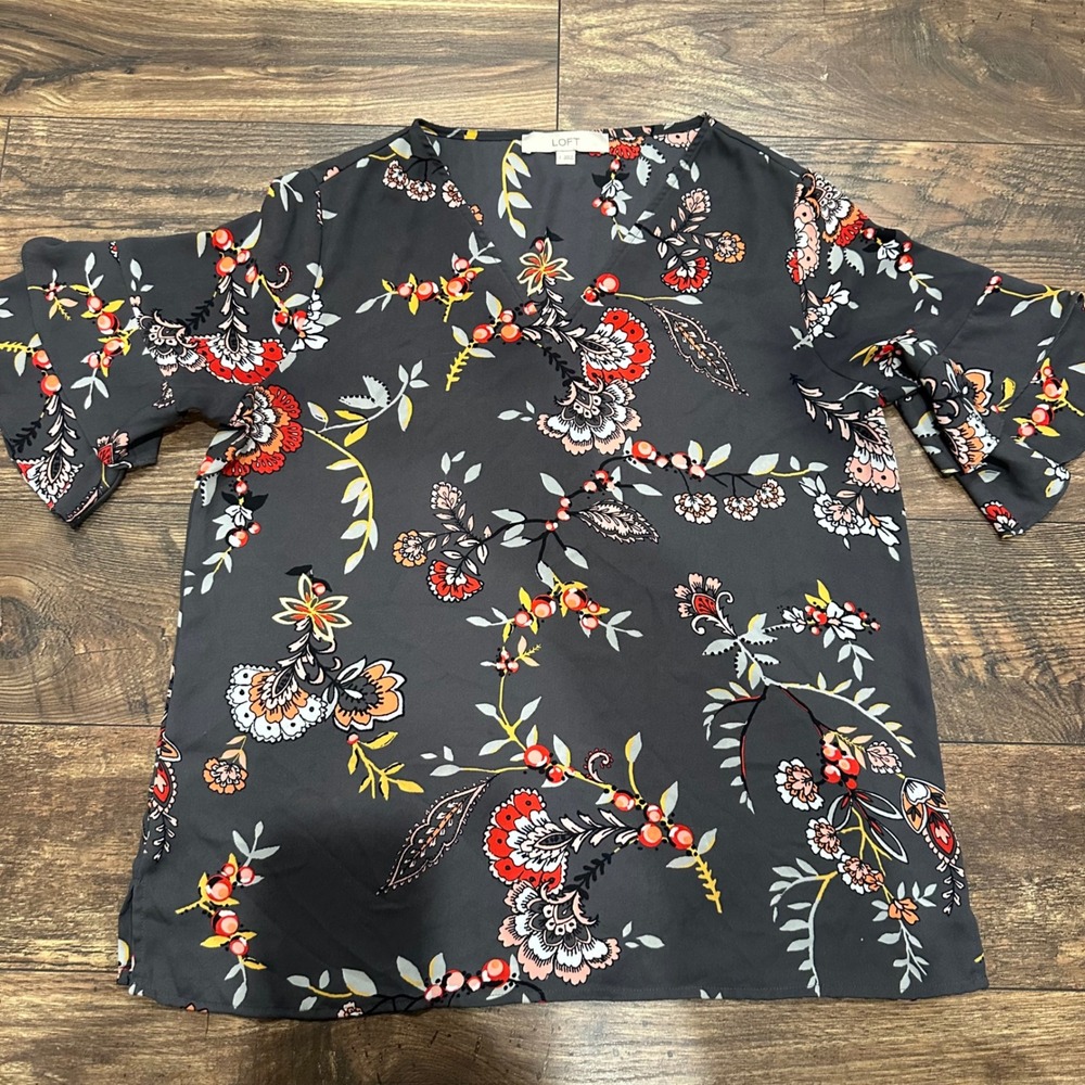 Loft Gray Floral Print V-Neck Bell Sleeve Blouse Top